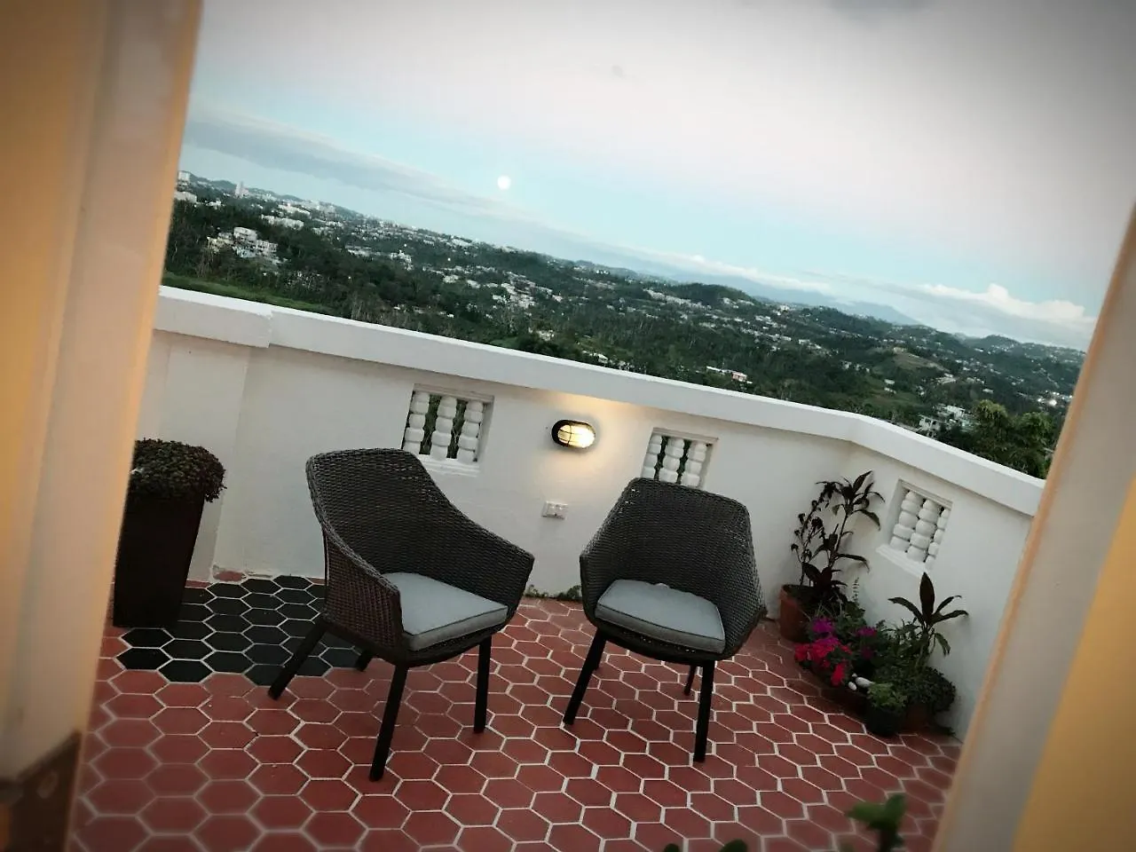 Villa Maxine Guaynabo 0*,  Puerto Rico
